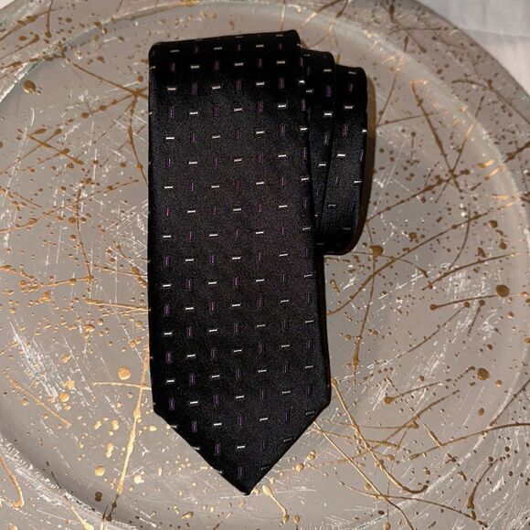Michael Kors Black Purple Silver Textured 💯 Silk Tie - Picture 1 of 5